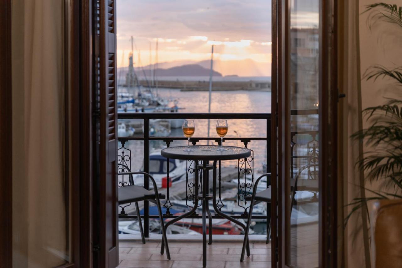 Destino Home Overlooking The Venetian Port Of Chania Hanya Dış mekan fotoğraf